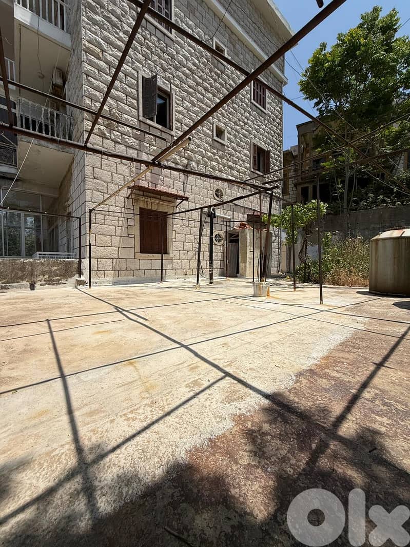 RWK195IY -  well maintained apartment for Sale in beit Chabeb 0
