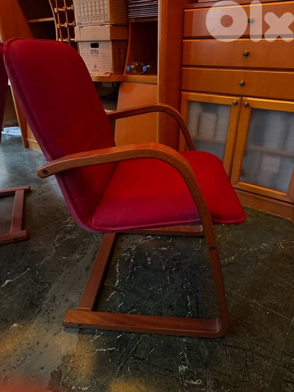 office chairs 0
