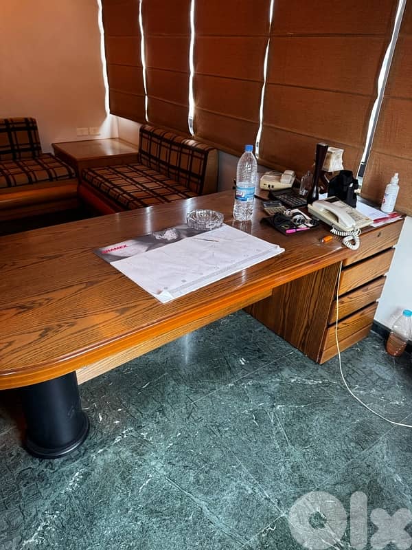 desk office 0