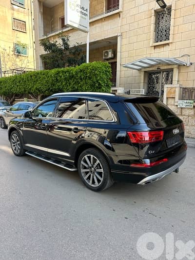Audi Q7 Quattro Premium Plus 2017 black on black