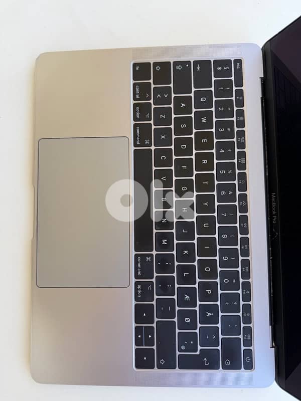 laptop macbook pro 2017 13inch 4