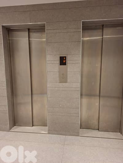 Office in luxurious building for rent | Horsh Tabet