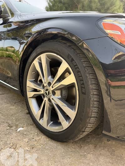 Mercedes-Benz C-Class 2018