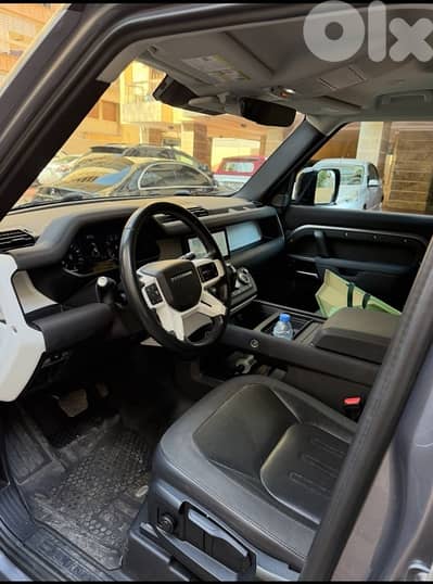 Land Rover Defender 2020