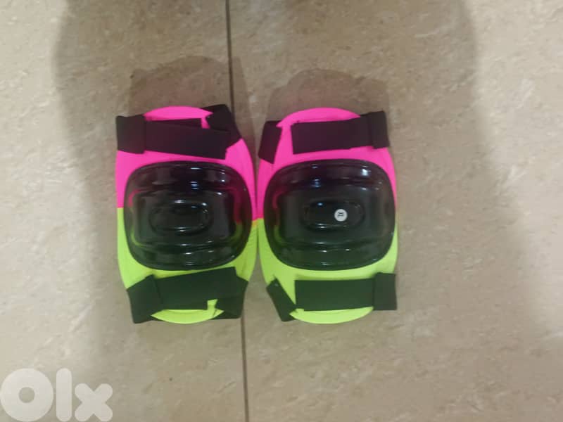 Knee pads 1