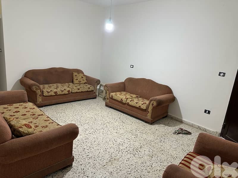 غرفة قعدة 0