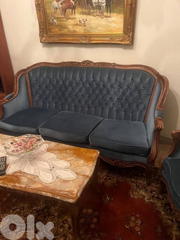 Antique Living room Style 0