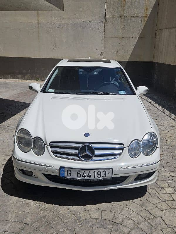 Mercedes-Benz CLK-Class 2009 0