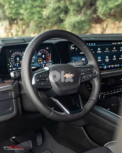 2025 Chevrolet Tahoe Premier, 9,000 km only!!