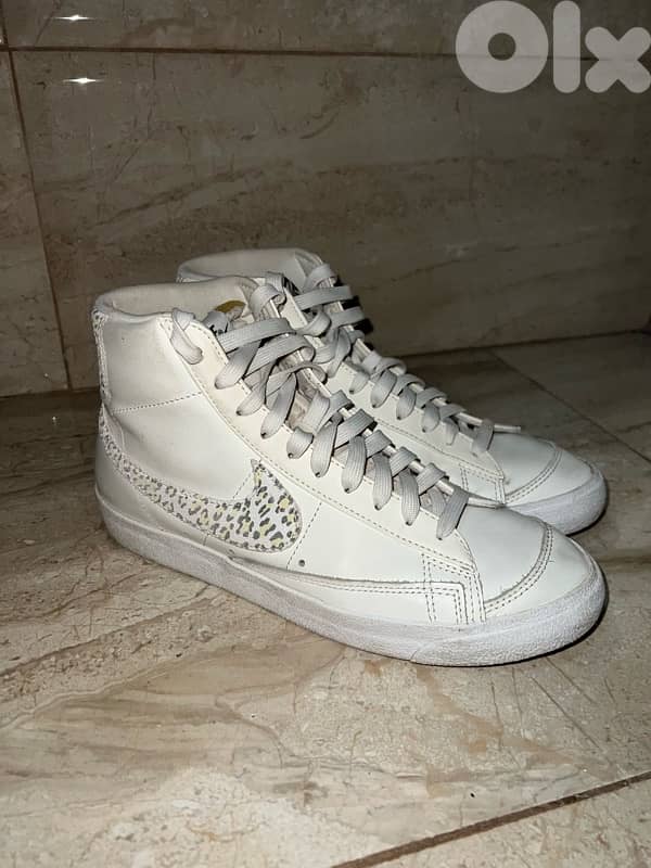 Nike Blazer Mid ‘77 SE Lemon Leopard – Women US 9.5 / EU 41 – Original 0