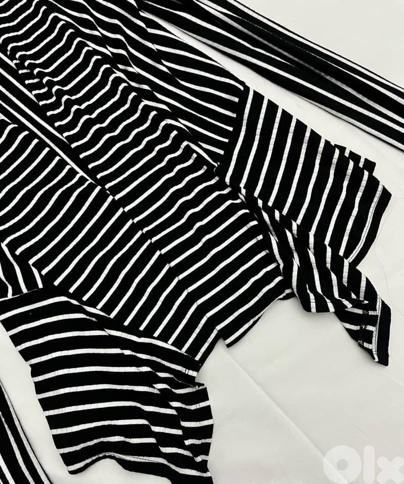 Black and White Striped Open Front Cardigan 1