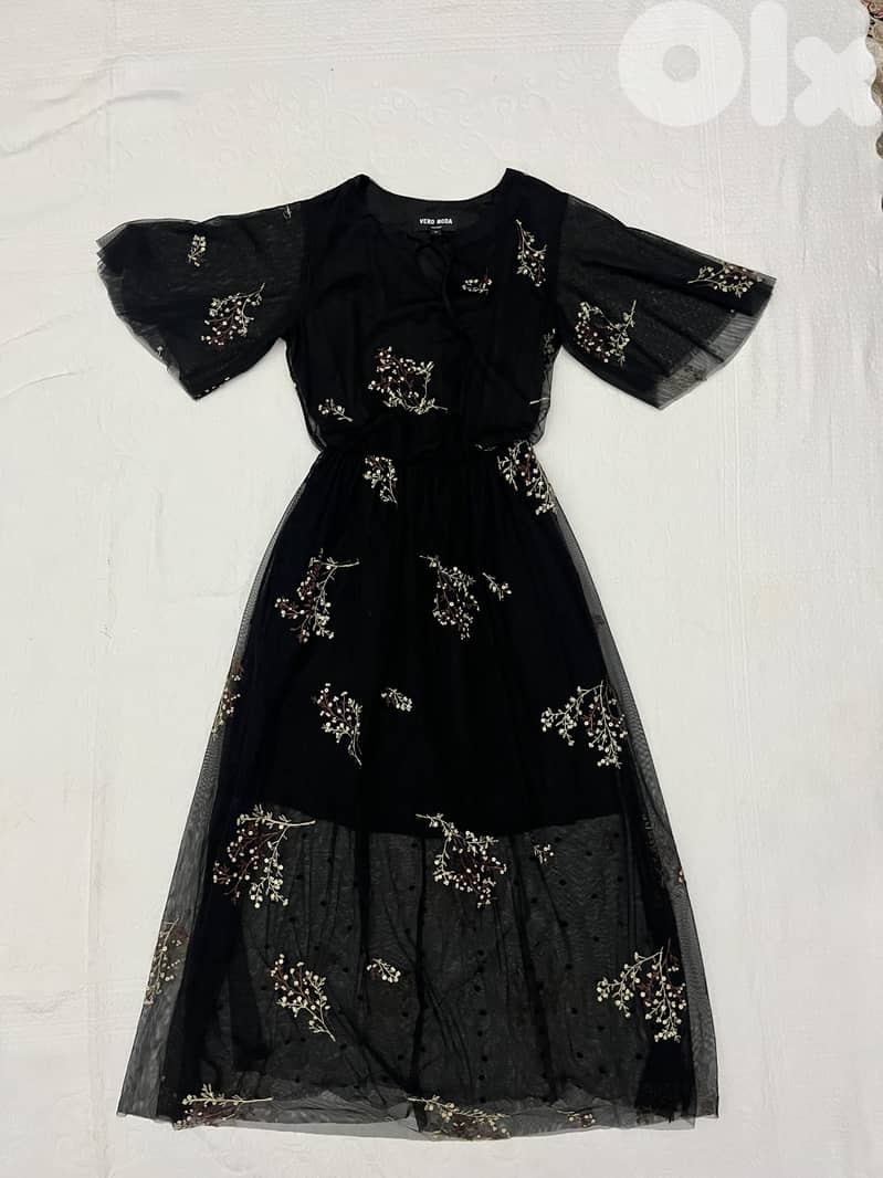 Vero Moda Black Embroidered tulle dress 1