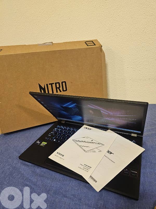 core i9-13900H with box 32-1TB rtx 4050 6GB used 2days acer nitro 0