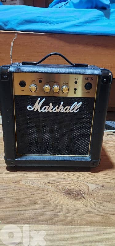 Marshall Amplifier MG10 gold 0