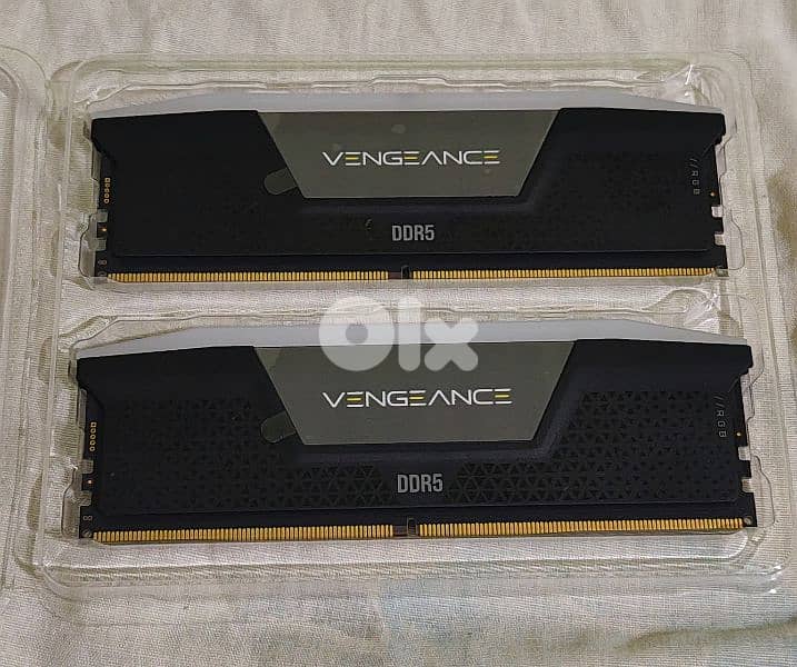 Corsair vengeance RGB Ram 2x16 ddr5 5600mhz 0