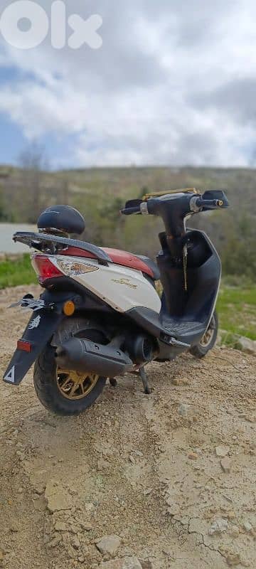 sweet azzo 125cc 4