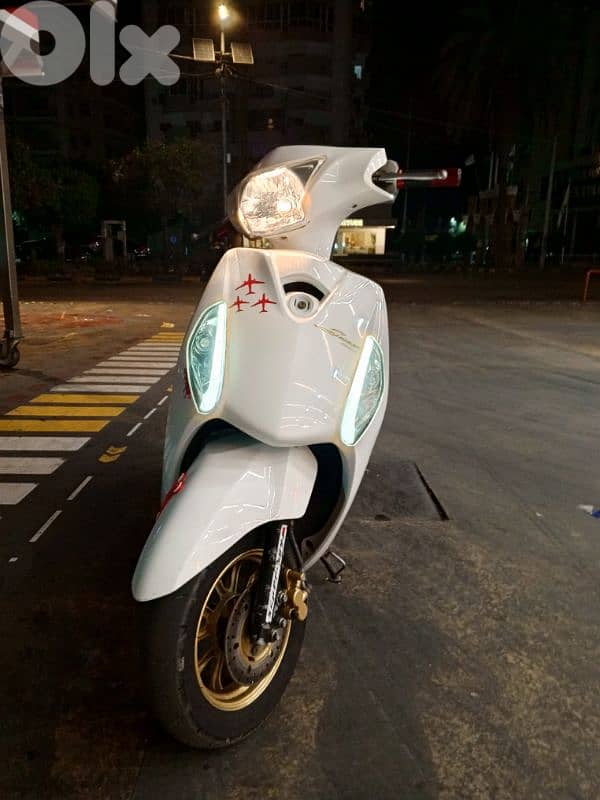 sweet azzo 125cc 10