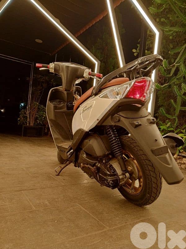 sweet azzo 125cc 11