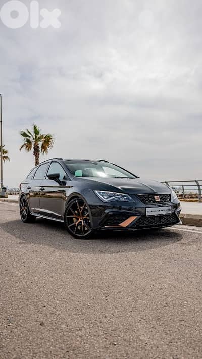 2019 SEAT Leon Cupra R ST