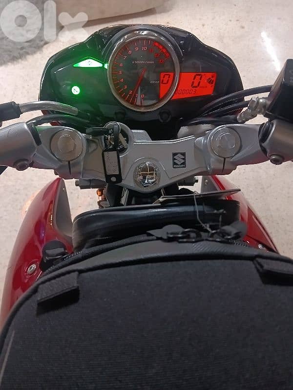 Suzuki Inazuma 250cc injection two cylinder 0klm 9