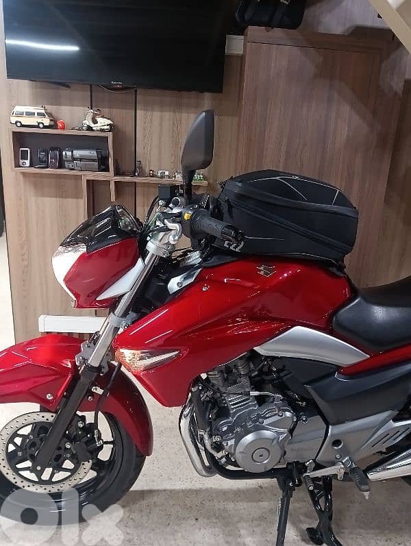 Suzuki Inazuma 250cc injection two cylinder 0klm 13