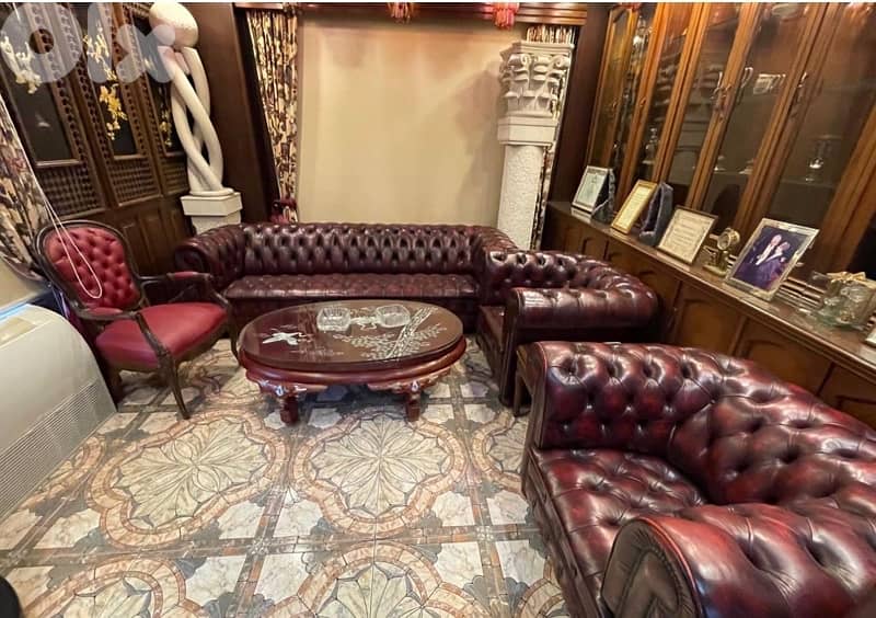 Chesterfield office swivel 0