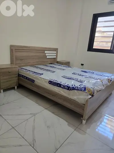 تخت مجوز مع كمدينة صغيرة عدد2 جديد من المعمل