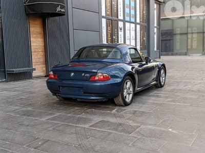 BMW Z3 3.0 L 2000 Roadster with hardtop / Company source سسن الفيل