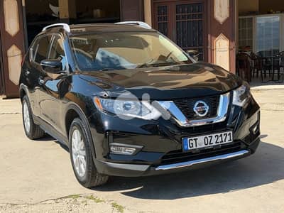 Nissan Rogue model 2019 4x4 super clean