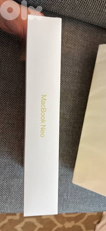 Apple Macbook Neo Citrus Color 1