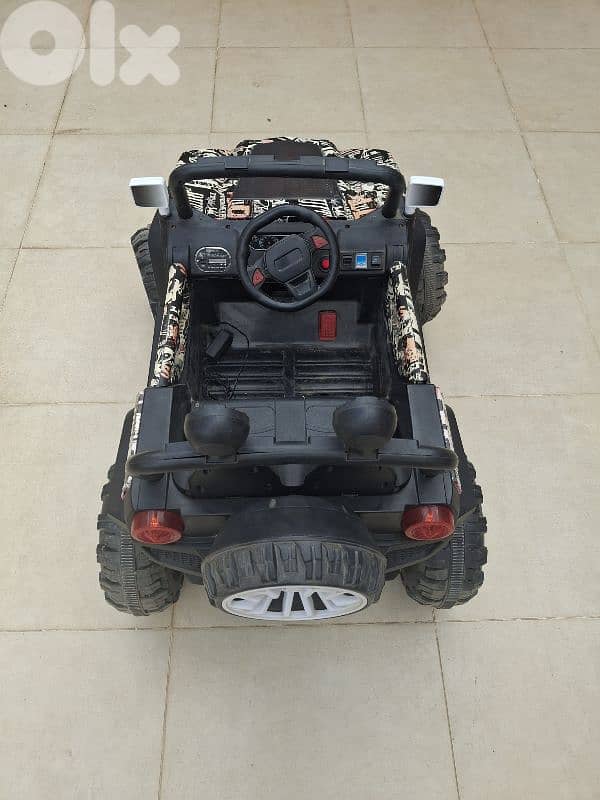 Toy vehicle 1