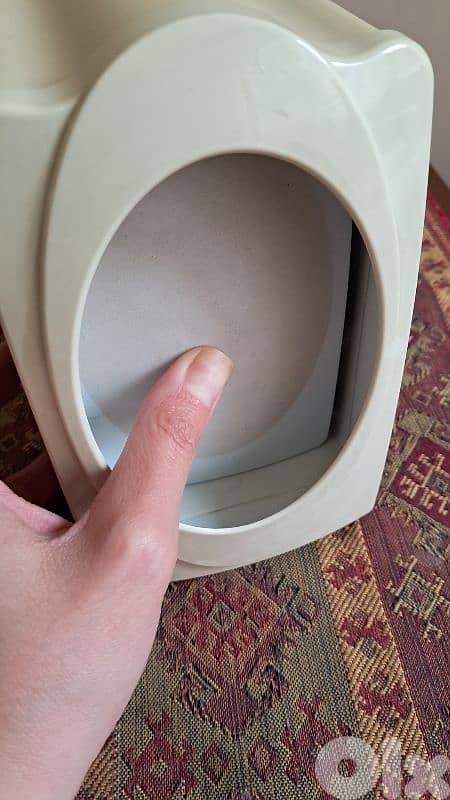 Napkin dispenser 3