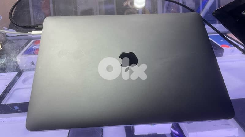 macbook pro 2016 2