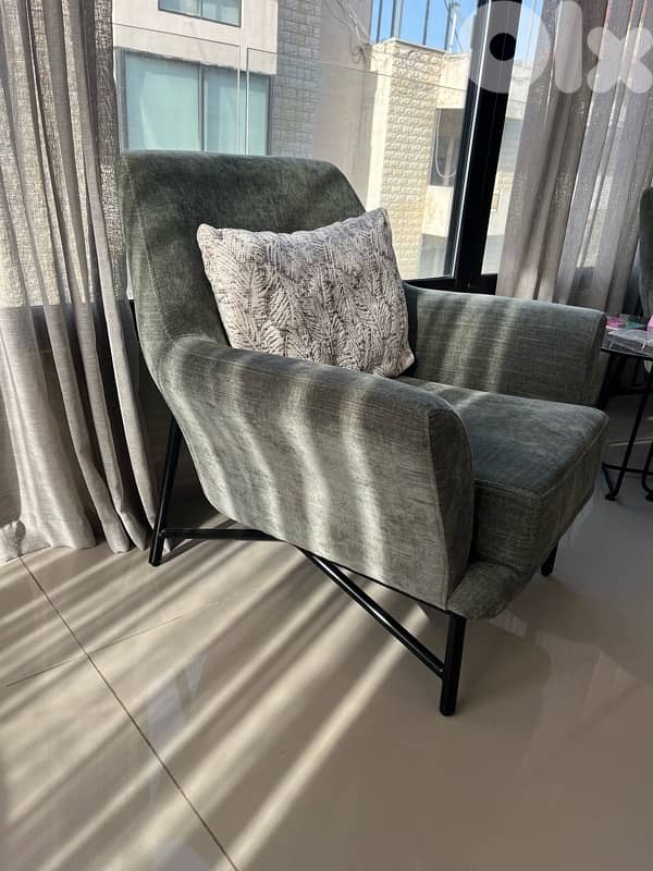 arm chair 1