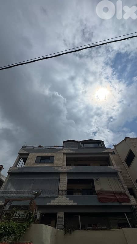 building for sale in shayle 0