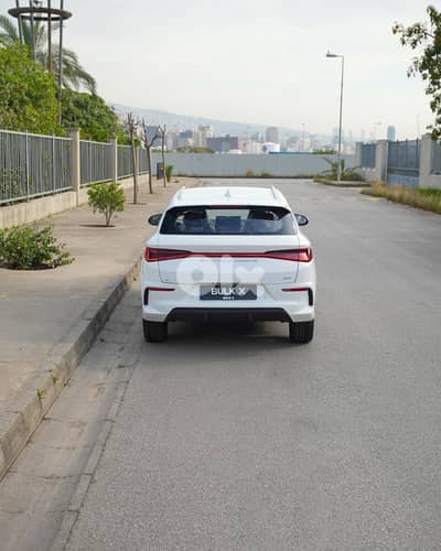 BYD E2 ( Full Electric ) - 2024 MY - 405 Km Range BYD E2 ( Full Electric ) - 2024 MY - 405 Km Range