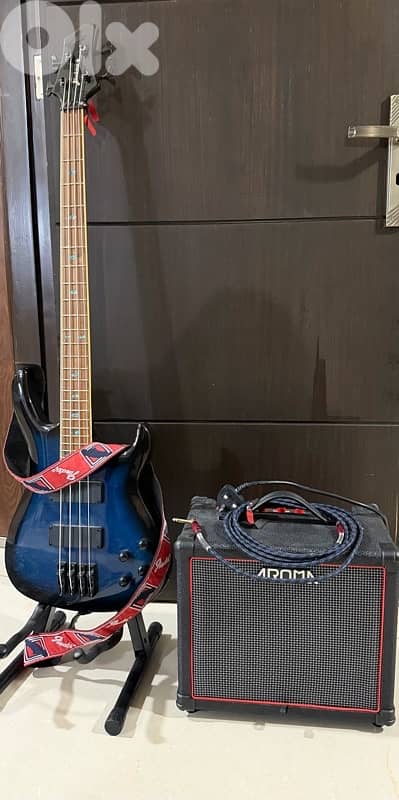 Bass guitar starter bundle 0