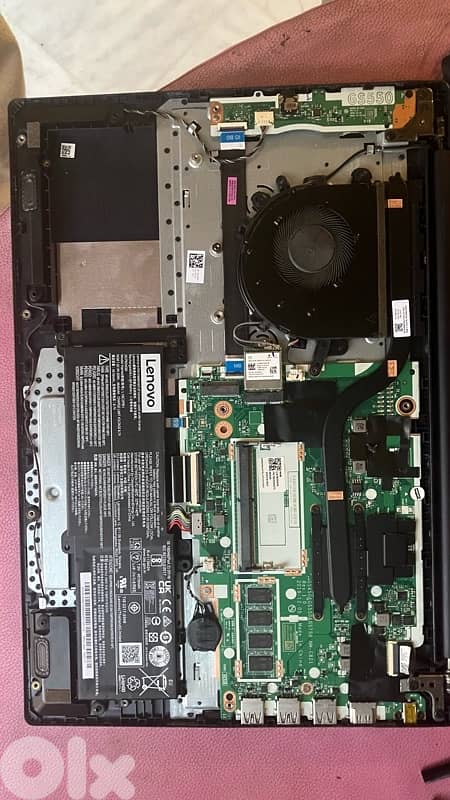 Lenovo Ideapad 3 Ryzen 7 (for parts or repair) 0