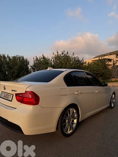 BMW 3-Series 2009