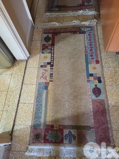 Premium Rugs & Runners – 5 pieces!!