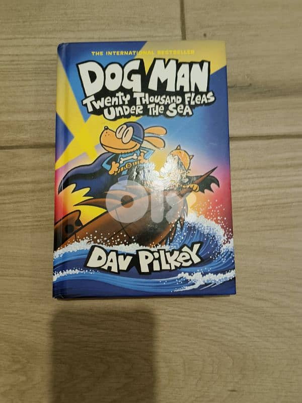 Dog man: twenty thousand flees under the sea 0