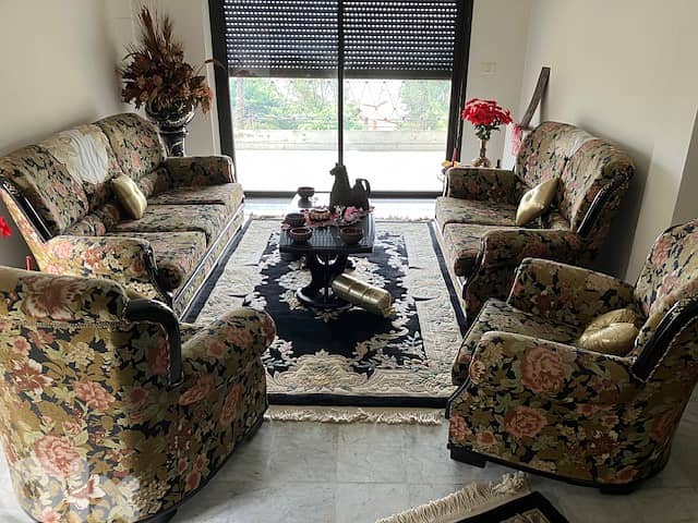 Four Pieces Living Room with Table 0