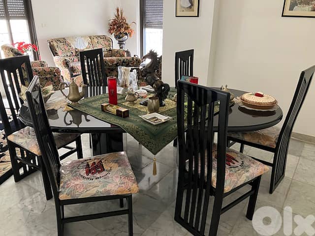 Dining Table with Six Chairs 0