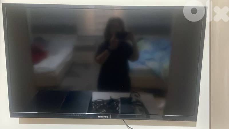 Tv Hisense 40” 0