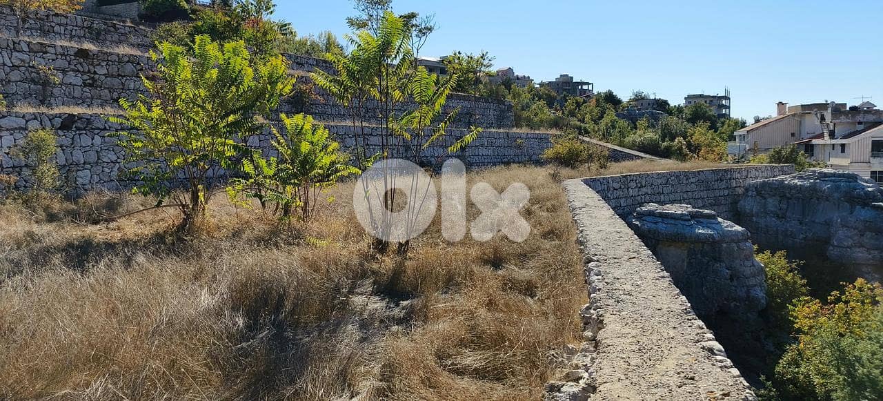 Land with a Villa for Sale in Faitroun 5
