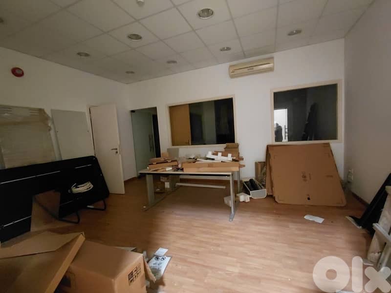 188 sqm Office for Rent in Jbeil | CS 0