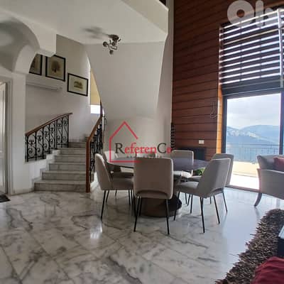 Decorated Duplex in Louaizeh for sale دوبلاكس للبيع في اللويزة