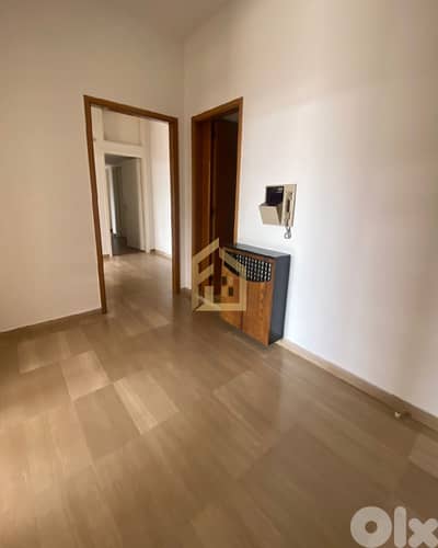 Apartment for sale in Ballouneh GH353 شقة للبيع في بلونه