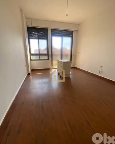 Apartment for sale in Ballouneh GH353 شقة للبيع في بلونه