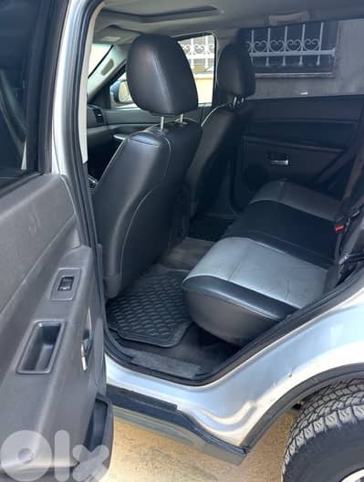 Jeep Cherokee 2009 LAREDO